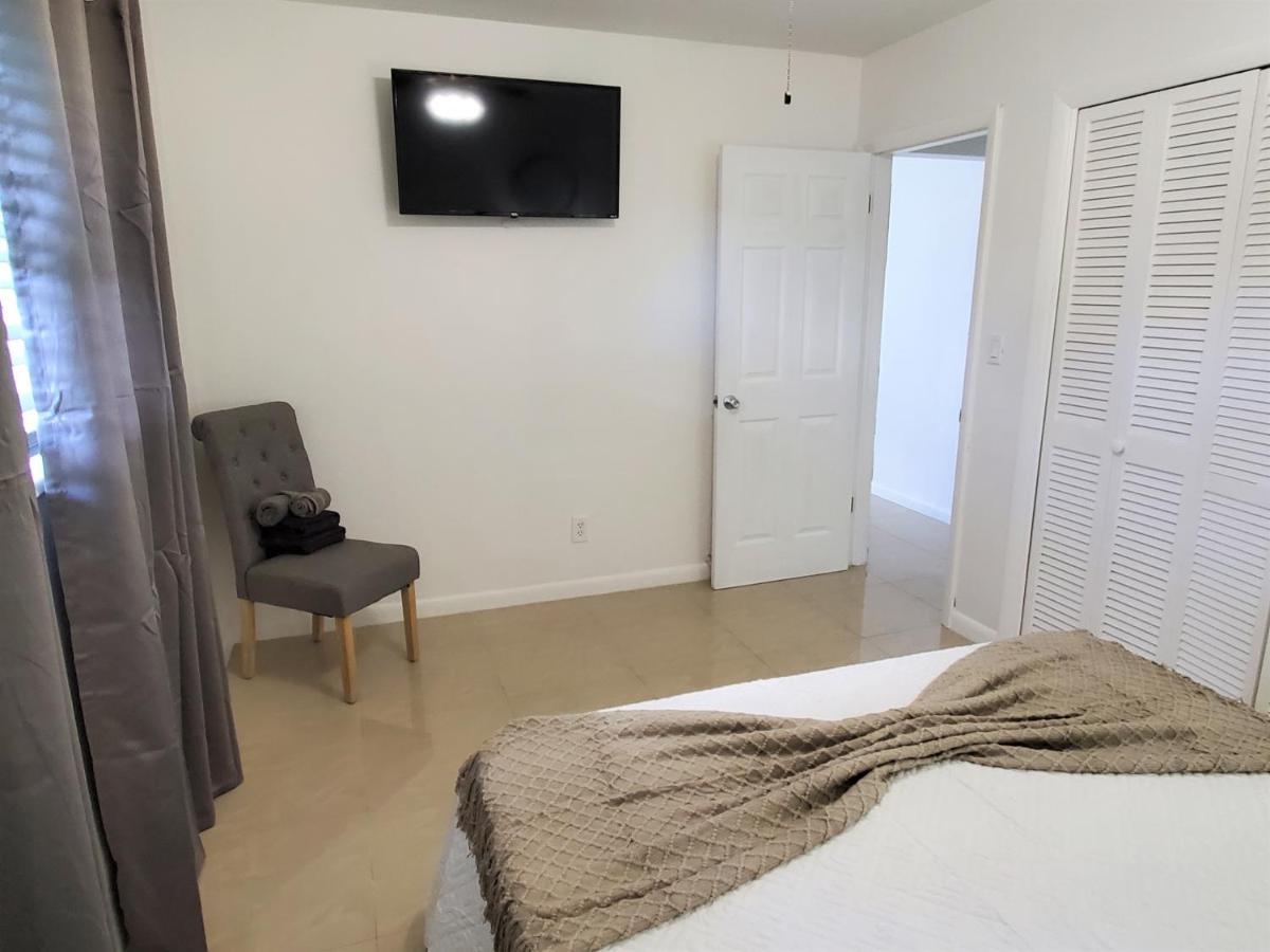 Sophisticated Dania Beach Suites Near The Beach Eksteriør bilde