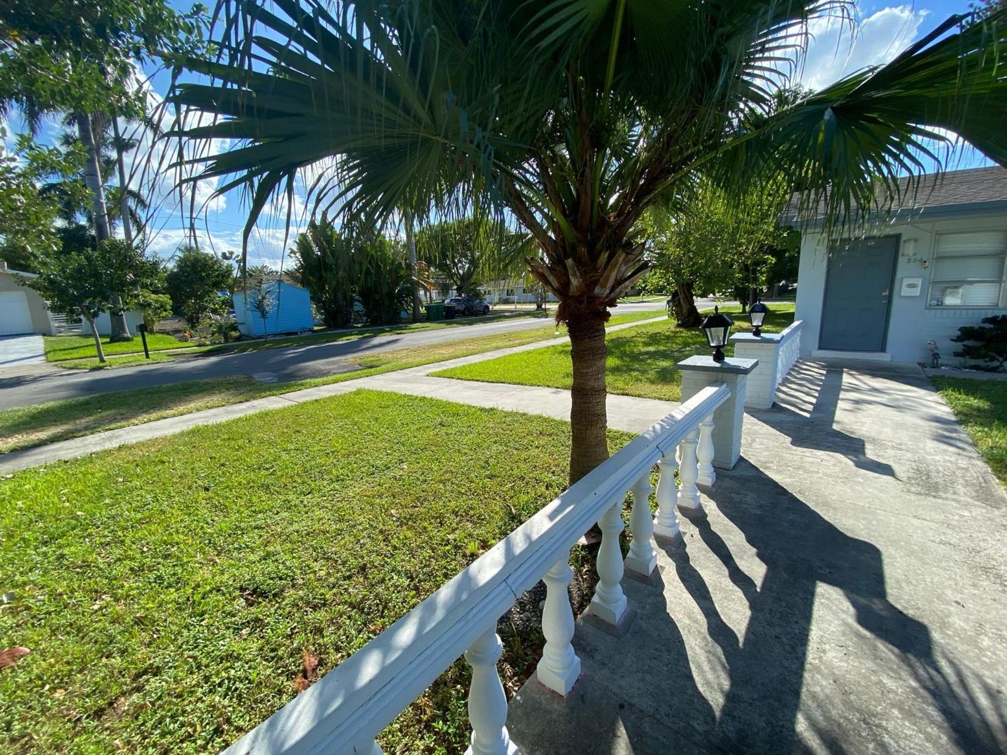 Sophisticated Dania Beach Suites Near The Beach Eksteriør bilde